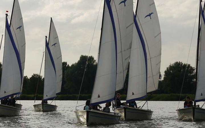 polyvalk huur zeilboot